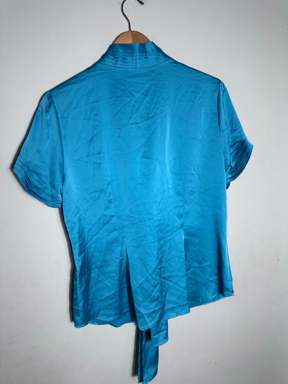 Bundle of 6 Mixed Women's Blouses - Picture 12 of 14